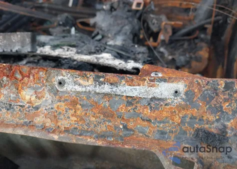 2003 Toyota Sequoia Limited V8 z USA, uszkodzony, nr VIN 5TDZT38A03S179655